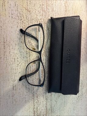 GUESS Glasses